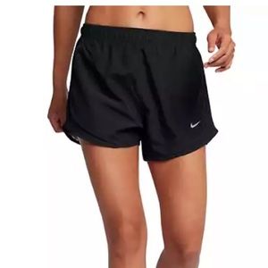 Nike Women's Dry Tempo Shorts